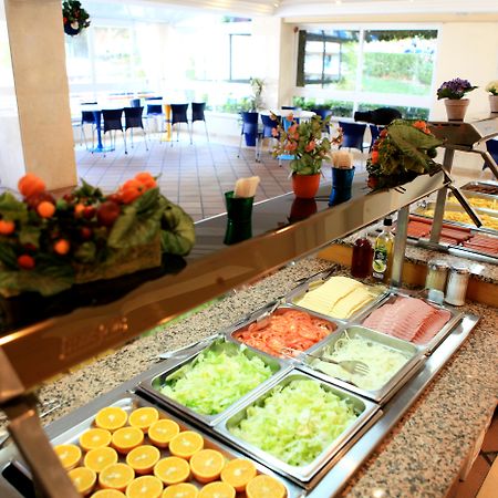 Hotel Sahara Nubia Gobi Ses Cadenes Exterior foto Breakfast buffet at a hotel