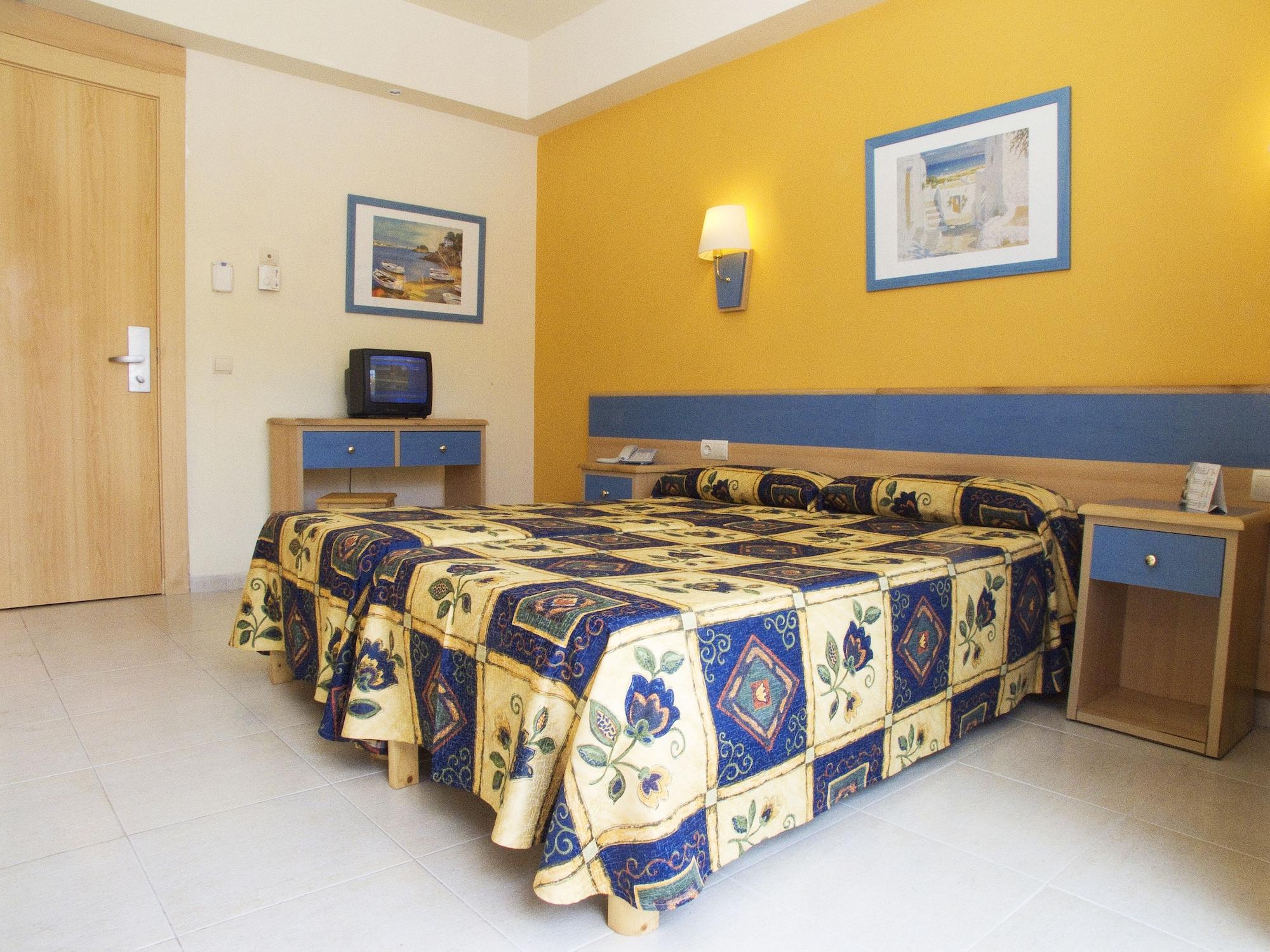 Hotel Sahara Nubia Gobi Ses Cadenes Exterior foto A room at a hotel
